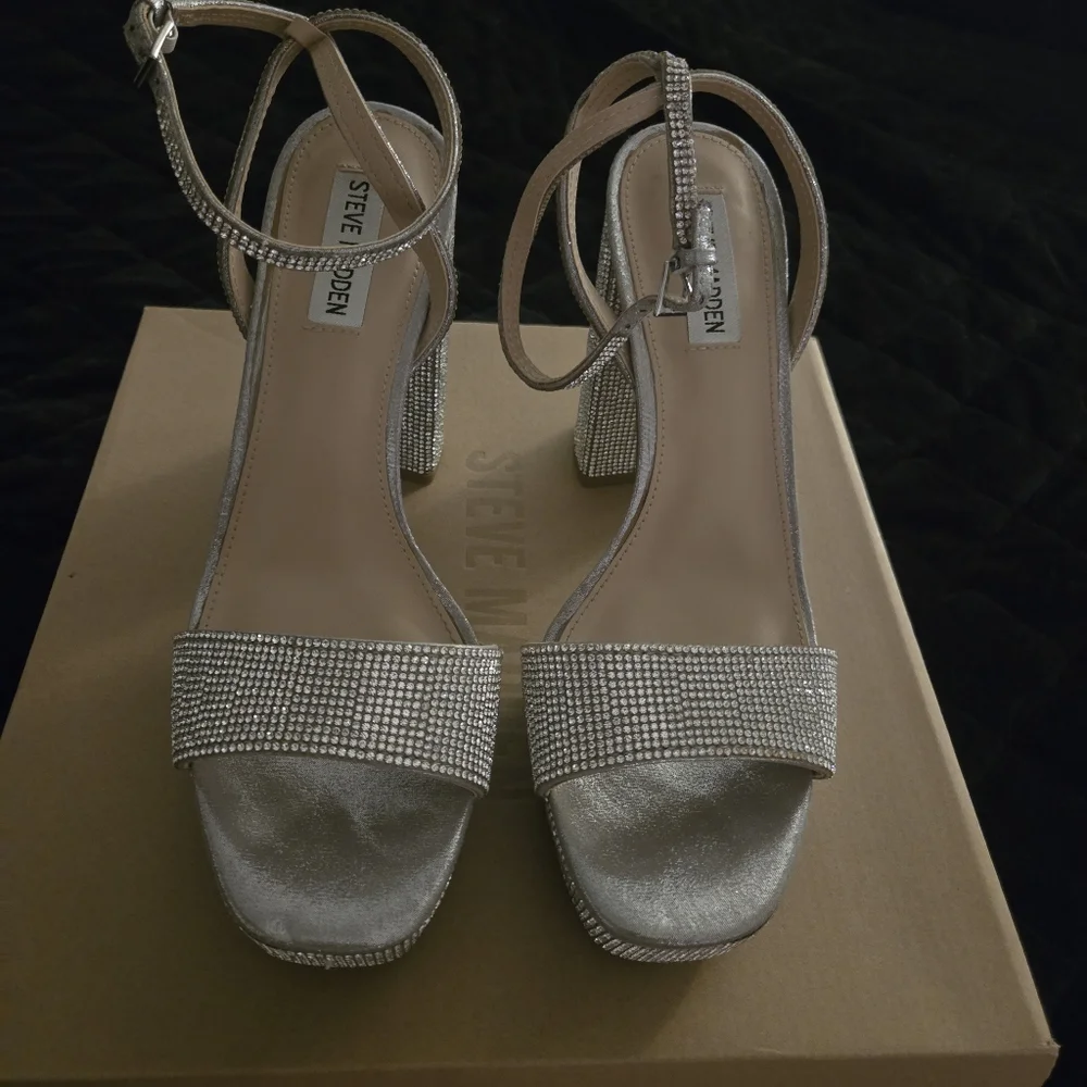 Steve Madden Silver Crystal Platform Sandals